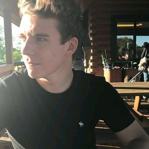 Meet your Posher, Micah